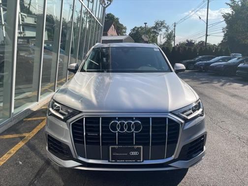 2022 Audi Q7 Premium 55 TFSI quattro Tiptronic