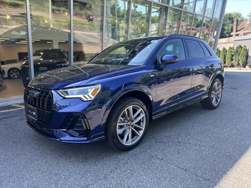 2024 Audi Q3 Premium 45 TFSI S line quattro Tiptronic
