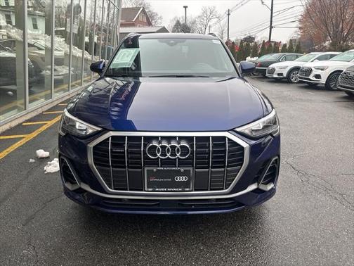 2022 Audi Q3 Premium 45 TFSI S line quattro Tiptronic