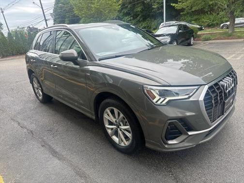 2022 Audi Q3 Premium Plus 45 TFSI S line quattro Tiptronic