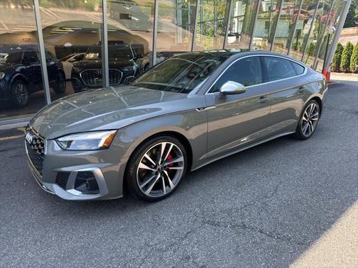 2023 Audi S5 Premium Plus TFSI quattro Tiptronic