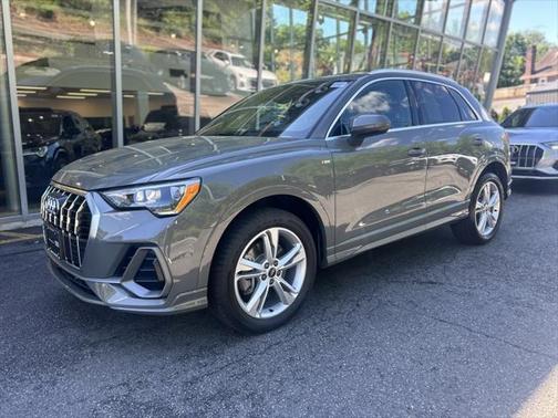 2022 Audi Q3 Premium 45 TFSI S line quattro Tiptronic