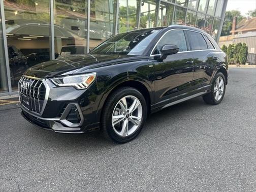 2024 Audi Q3 Premium Plus 45 TFSI S line quattro Tiptronic