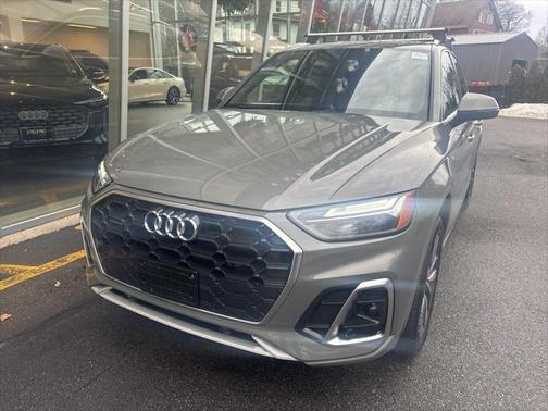 2023 Audi Q5 Premium 45 TFSI S line quattro