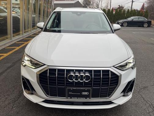 2023 Audi Q3 Premium 45 TFSI S line quattro Tiptronic