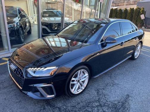 2023 Audi A4 Premium 45 TFSI S line quattro S tronic