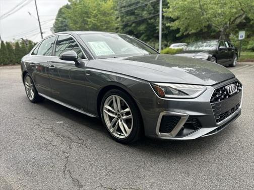 2022 Audi A4 Premium Plus 45 TFSI S line quattro S tronic