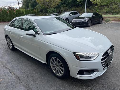 2023 Audi A4 Premium 40 TFSI quattro S tronic