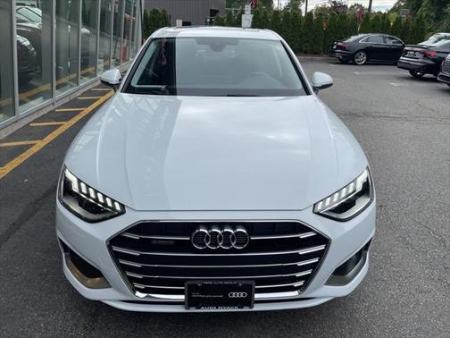 2023 Audi A4 Premium 40 TFSI quattro S tronic
