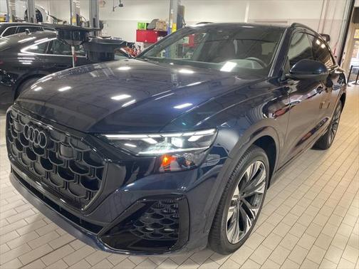 2025 Audi Q8 Premium Plus 55 TFSI quattro