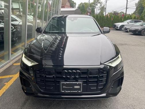 2021 Audi Q8 Prestige 55 TFSI quattro Tiptronic