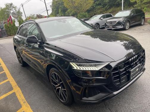 2021 Audi Q8 Prestige 55 TFSI quattro Tiptronic