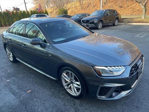 2023 Audi A4 Premium Plus 45 TFSI S line quattro S tronic