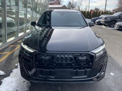 2025 Audi Q7 Premium 45 TFSI quattro Tiptronic