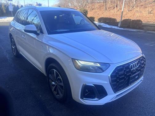 2023 Audi Q5 Premium Plus 45 TFSI S line quattro