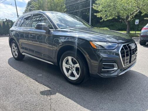 2022 Audi Q5 Premium 40 TFSI quattro S tronic