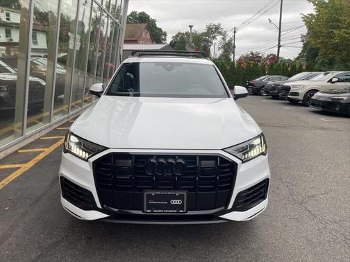 2023 Audi Q7 Premium Plus 55 TFSI quattro Tiptronic