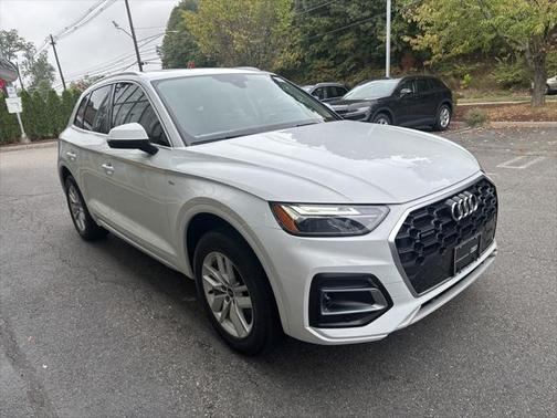 2023 Audi Q5 Premium 45 TFSI S line quattro