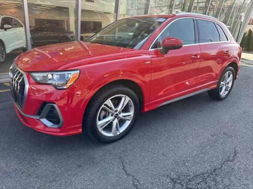 2022 Audi Q3 Premium 45 TFSI S line quattro Tiptronic