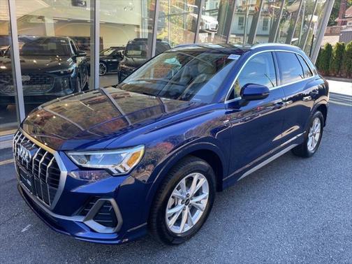 2025 Audi Q3 Premium 45 TFSI S line quattro Tiptronic