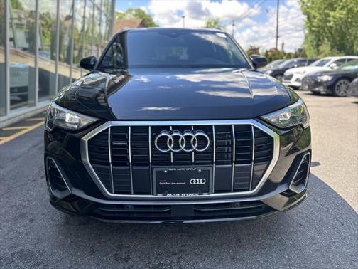 2022 Audi Q3 Premium 45 TFSI S line quattro Tiptronic