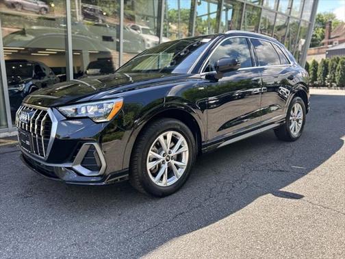 2022 Audi Q3 Premium 45 TFSI S line quattro Tiptronic
