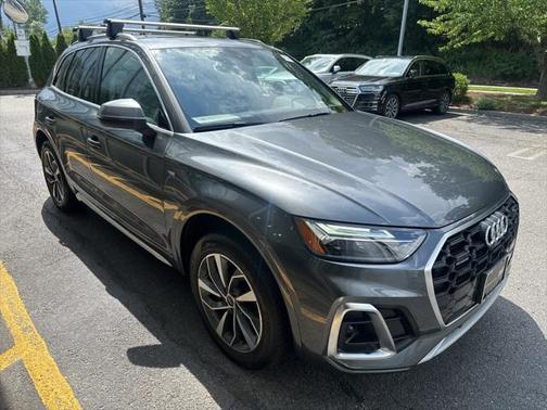 2022 Audi Q5 Premium Plus 45 TFSI S line quattro S tronic