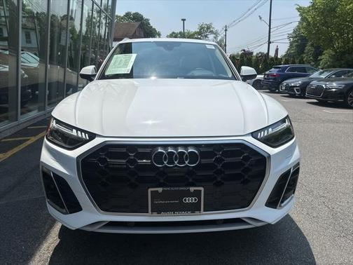 2022 Audi Q5 Prestige 45 TFSI S line quattro S tronic