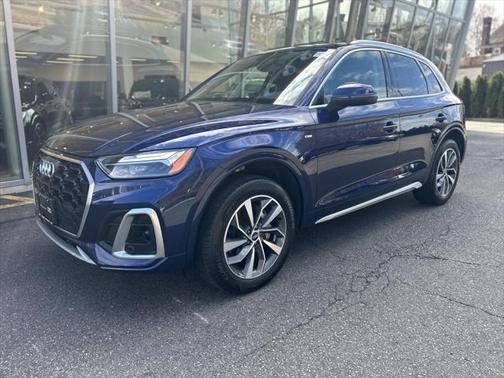 2022 Audi Q5 Premium 45 TFSI S line quattro S tronic