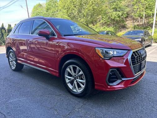 2022 Audi Q3 Premium 45 TFSI S line quattro Tiptronic