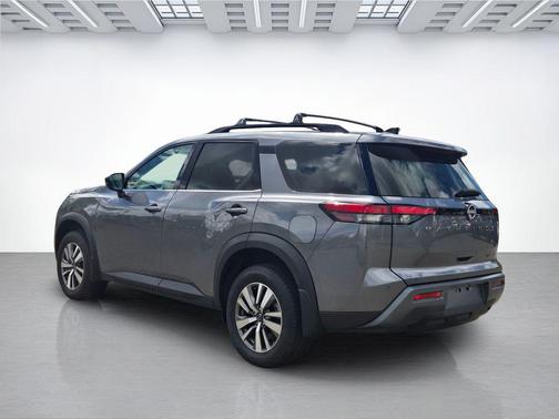 Gun Metallic 2026 Nissan Pathfinder SL