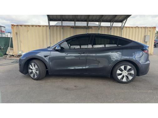 Midnight Silver Metallic 2023 Tesla Model Y Long Range Dual Motor All-Wheel Drive