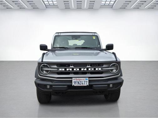 Iconic Silver Metallic 2023 Ford Bronco Big Bend