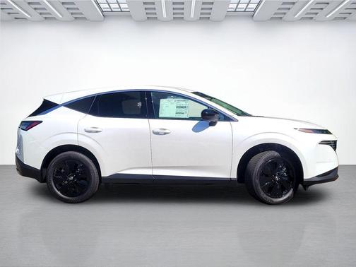 Everest White Pearl Tricoat 2026 Nissan Murano SV