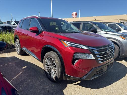 Scarlet Ember Tintcoat 2026 Nissan Rogue Platinum
