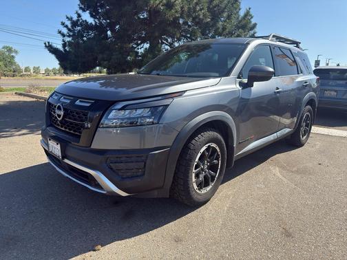 Gun Metallic 2024 Nissan Pathfinder Rock Creek 4WD