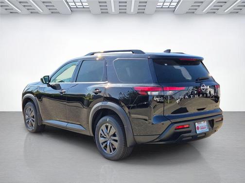Super Black 2026 Nissan Pathfinder SV