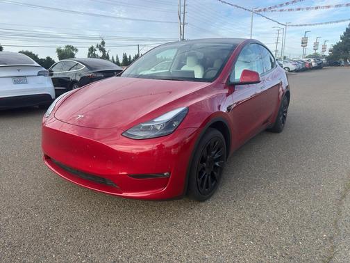 Red Multi-Coat 2023 Tesla Model Y Long Range Dual Motor All-Wheel Drive