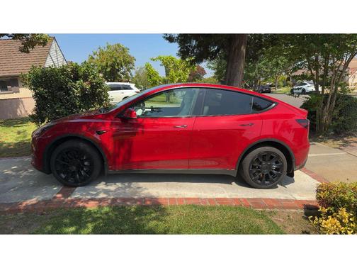 Red Multi-Coat 2023 Tesla Model Y Long Range Dual Motor All-Wheel Drive