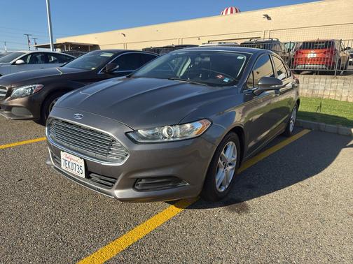 Sterling Gray Metallic 2014 Ford Fusion SE