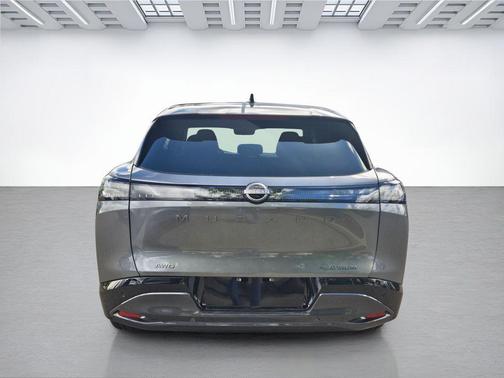 Gun Metallic 2026 Nissan Murano Platinum