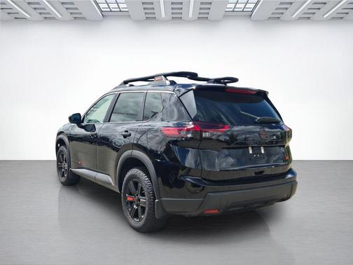 Super Black 2026 Nissan Rogue Rock Creek