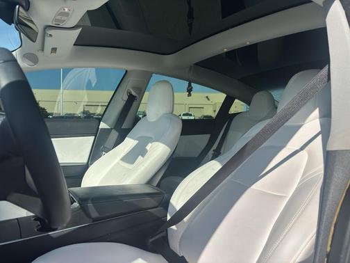 Solid Black 2019 Tesla Model 3 Standard Range Plus