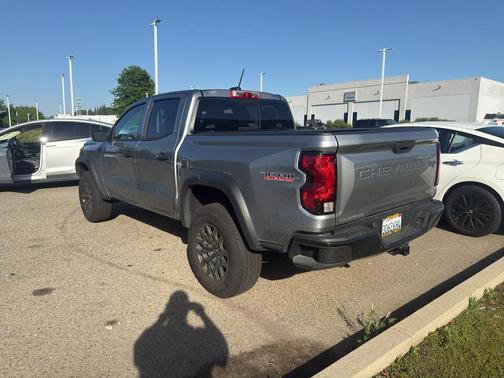 Sterling Gray Metallic 2026 Chevrolet Colorado Trail Boss