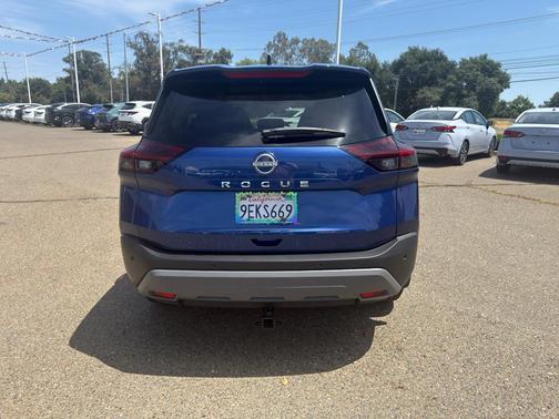 Caspian Blue Metallic 2023 Nissan Rogue S