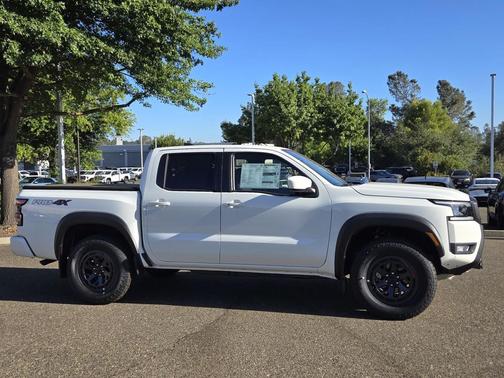 Glacier White 2026 Nissan Frontier PRO-4X