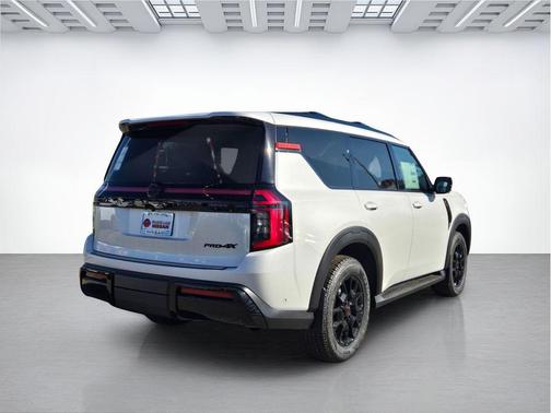 Charcoal/Aspen Whit 2026 Nissan Armada PRO-4X