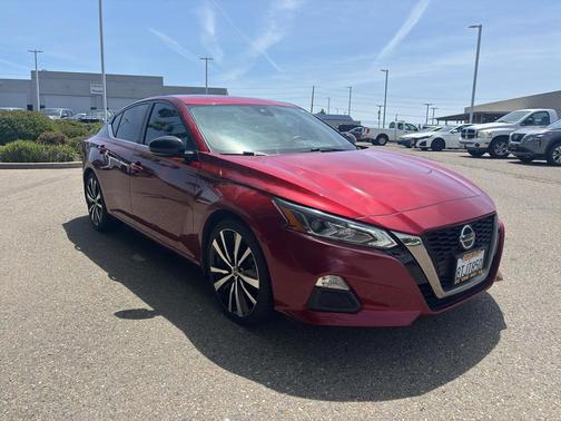 Scarlet Ember Tintcoat 2020 Nissan Altima SR FWD