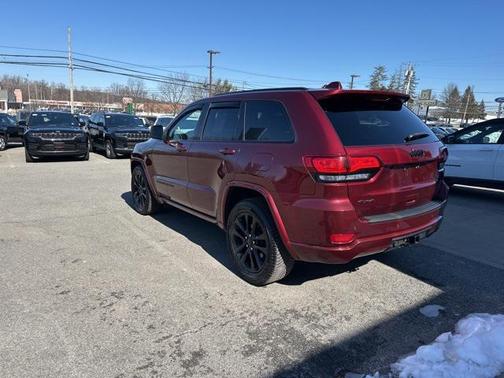 2021 Jeep Grand Cherokee Laredo