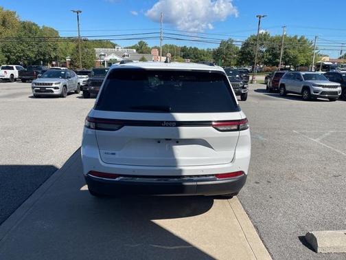 2024 Jeep Grand Cherokee 4xe Base